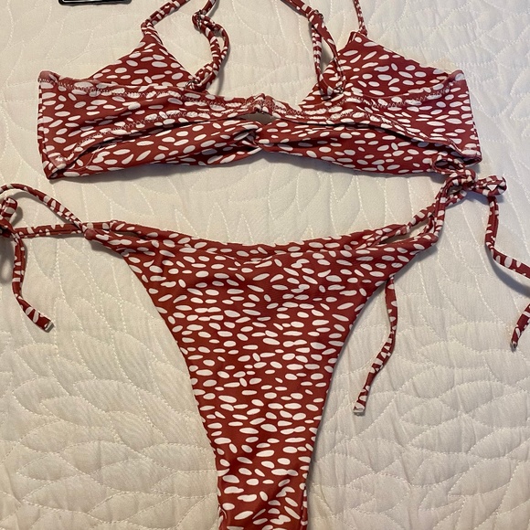 Zaful Dotted Bikini Set - Picture 2 of 3